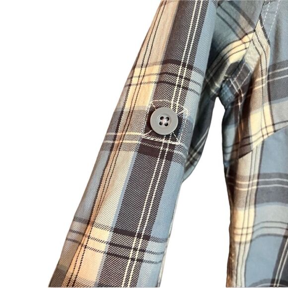 3 for $30! Super dry plaid shirt. Size large. - Picture 4 of 11
